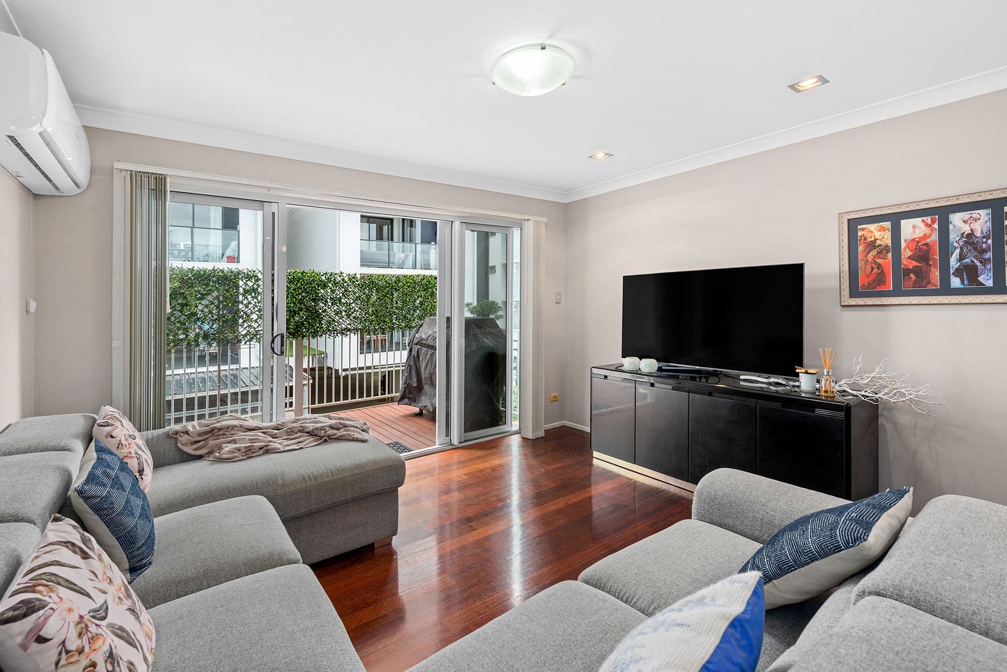 14 Coyne Street, Sherwood QLD 4075, Sherwood - Thumbnail 2