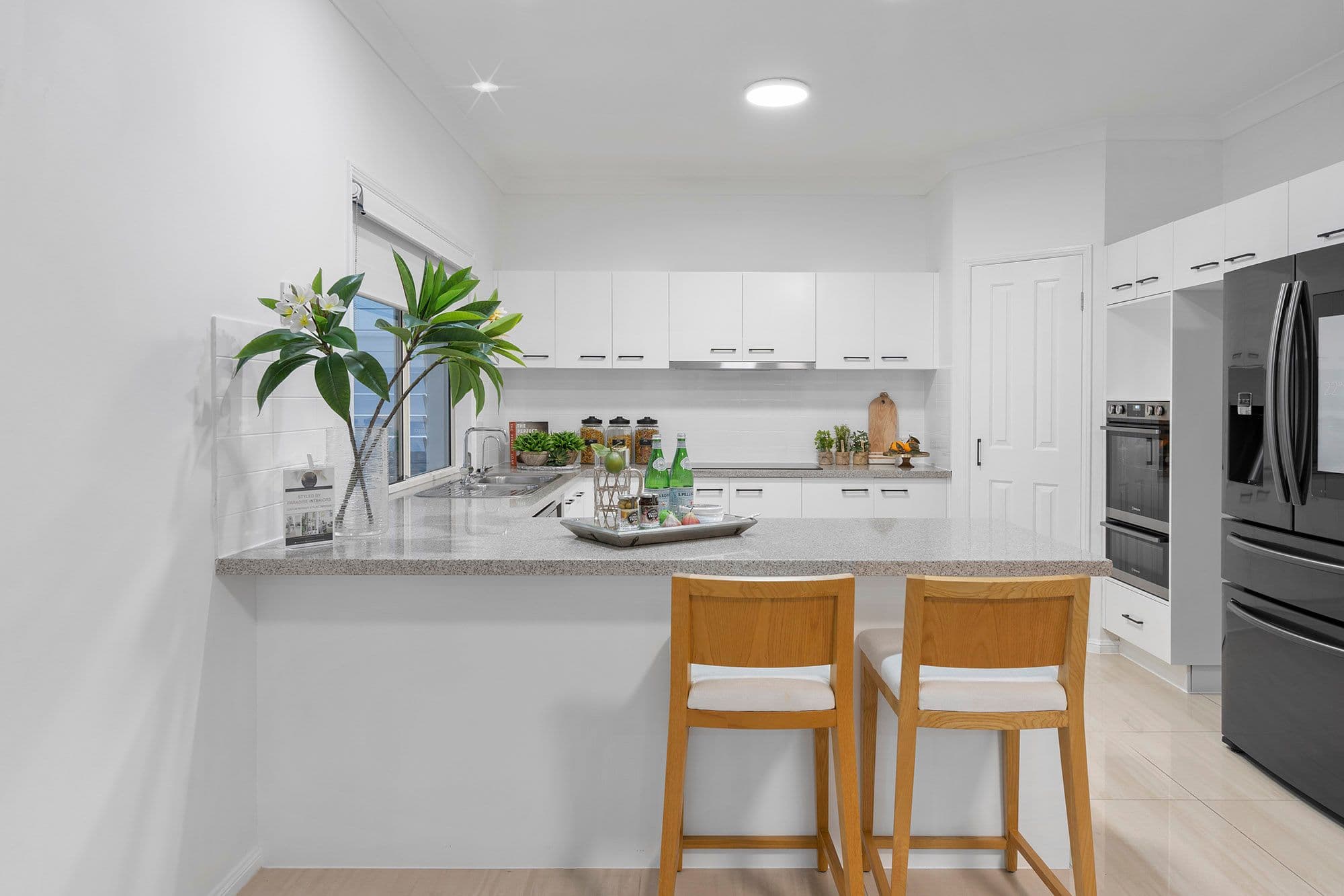 34 Lindsay Parade, Paradise Point QLD 4216, Paradise Point - Thumbnail 8