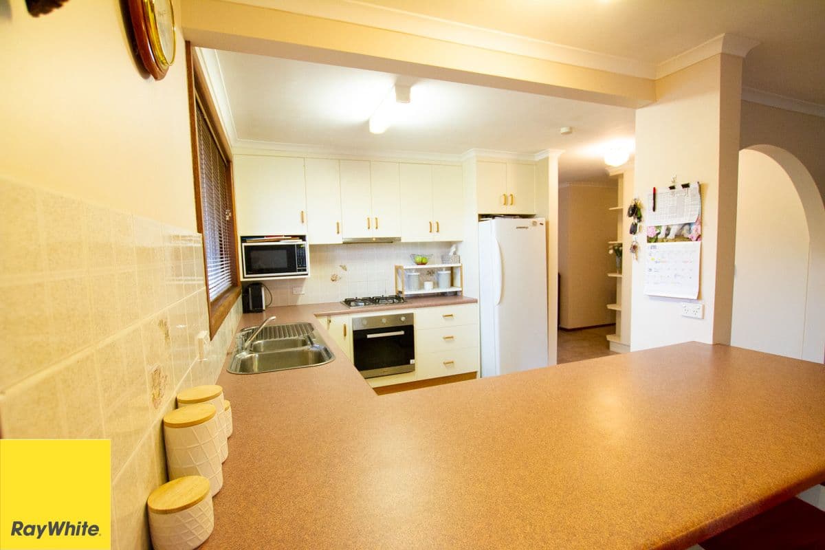 25 Merriman Drive, Yass - Thumbnail 4