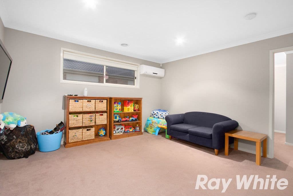 8 Red Gum Circuit, Pakenham VIC 3810, Pakenham - Thumbnail 4