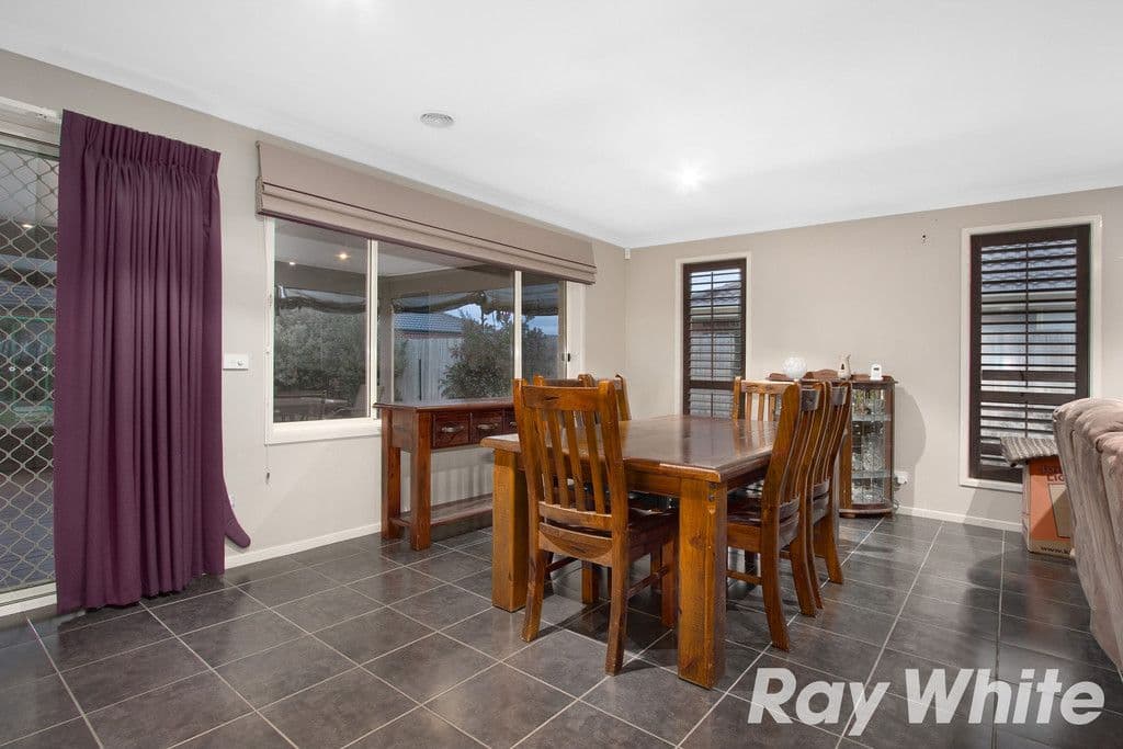 8 Red Gum Circuit, Pakenham VIC 3810, Pakenham - Thumbnail 5