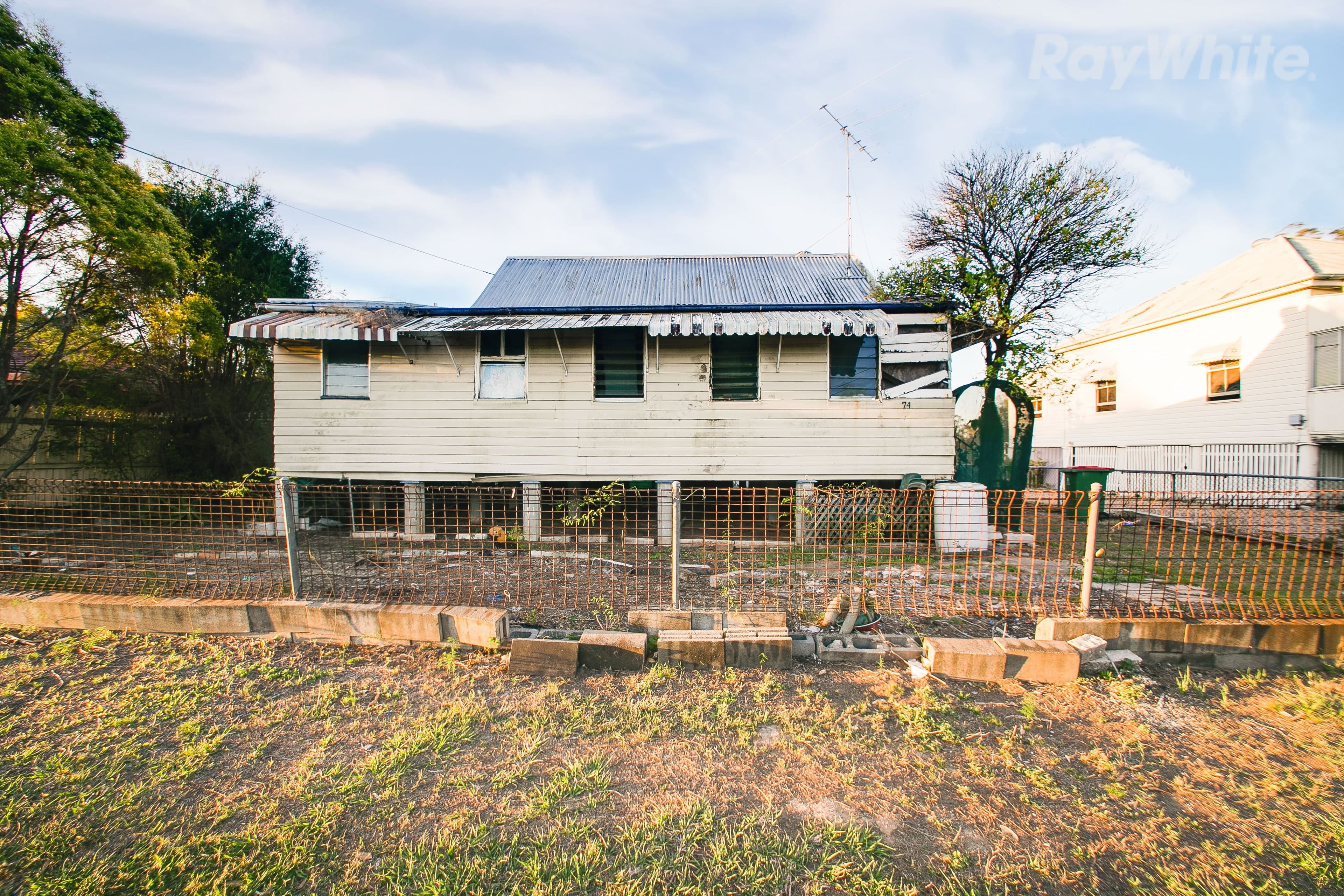 74 Holdsworth Road, North Ipswich QLD 4305, North Ipswich - Thumbnail 2