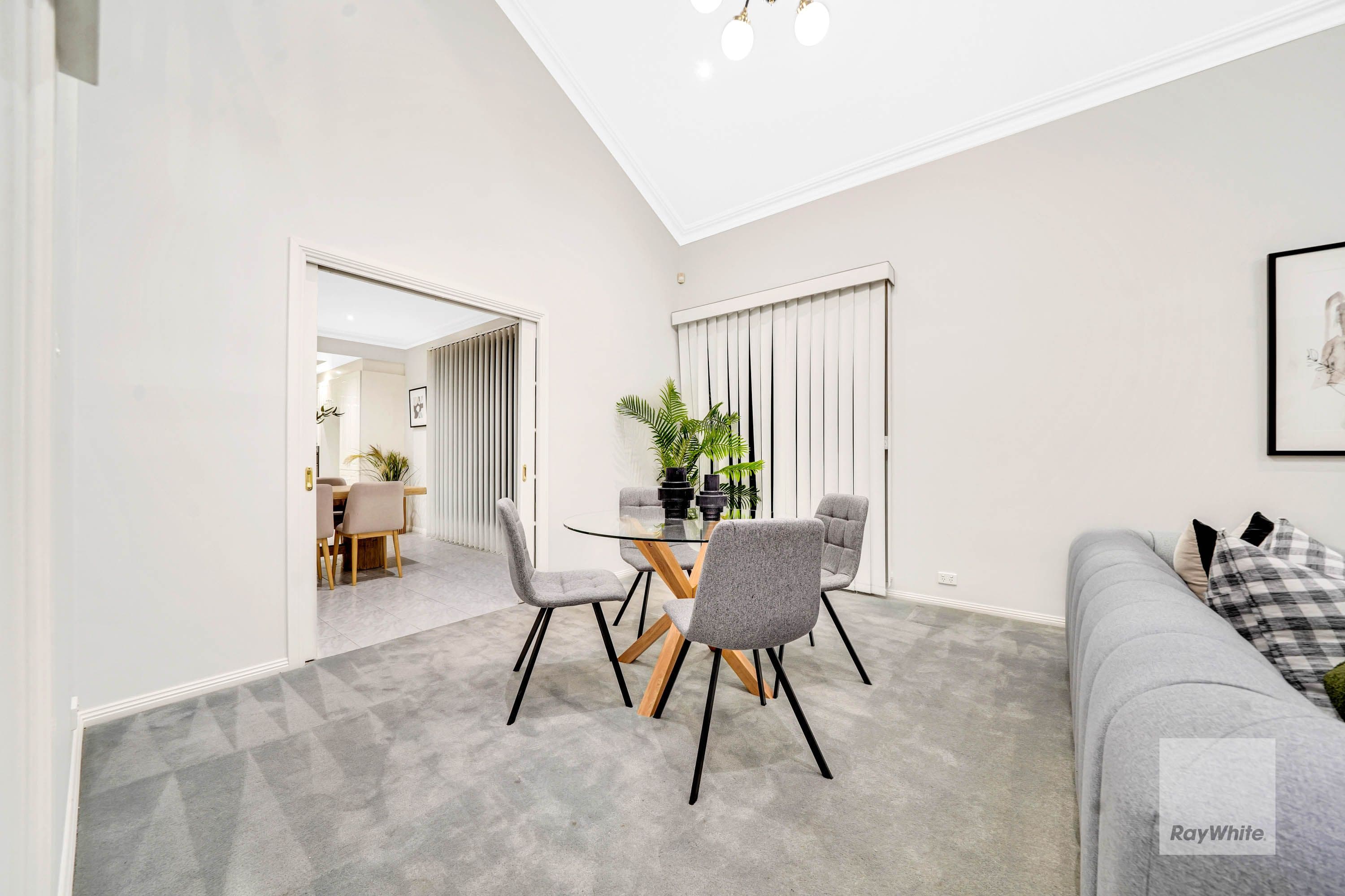 8 Coach House Drive, Attwood VIC 3049, Attwood - Thumbnail 5