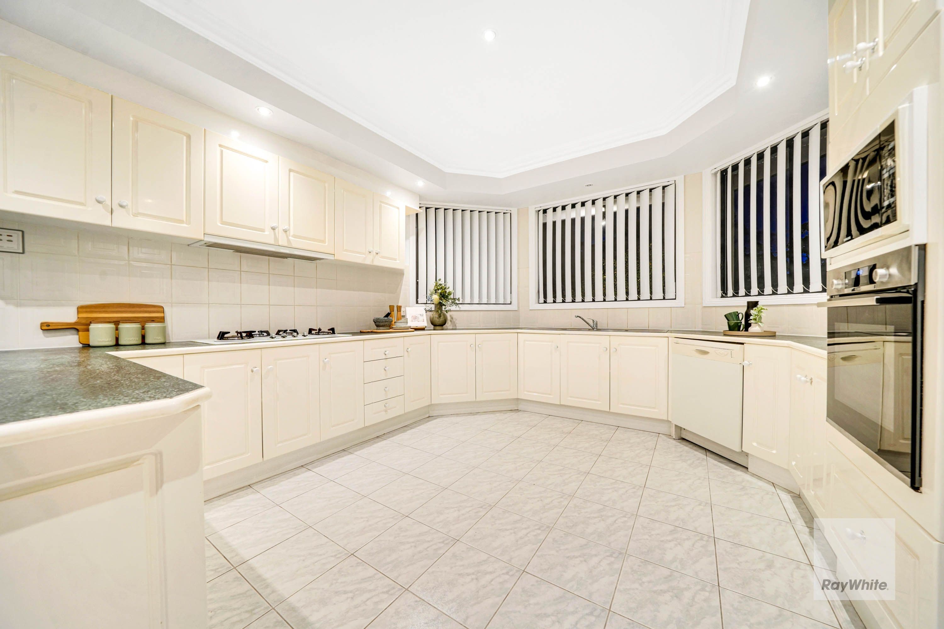 8 Coach House Drive, Attwood VIC 3049, Attwood - Thumbnail 7