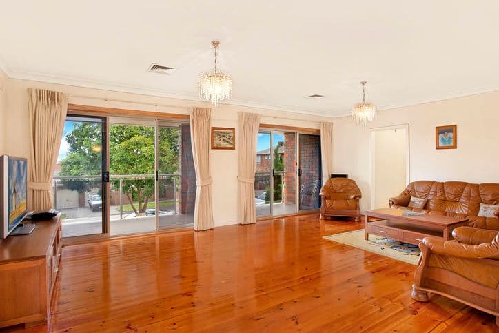 3 Taunton Street, DONCASTER EAST VIC 3109, Doncaster East - Thumbnail 4