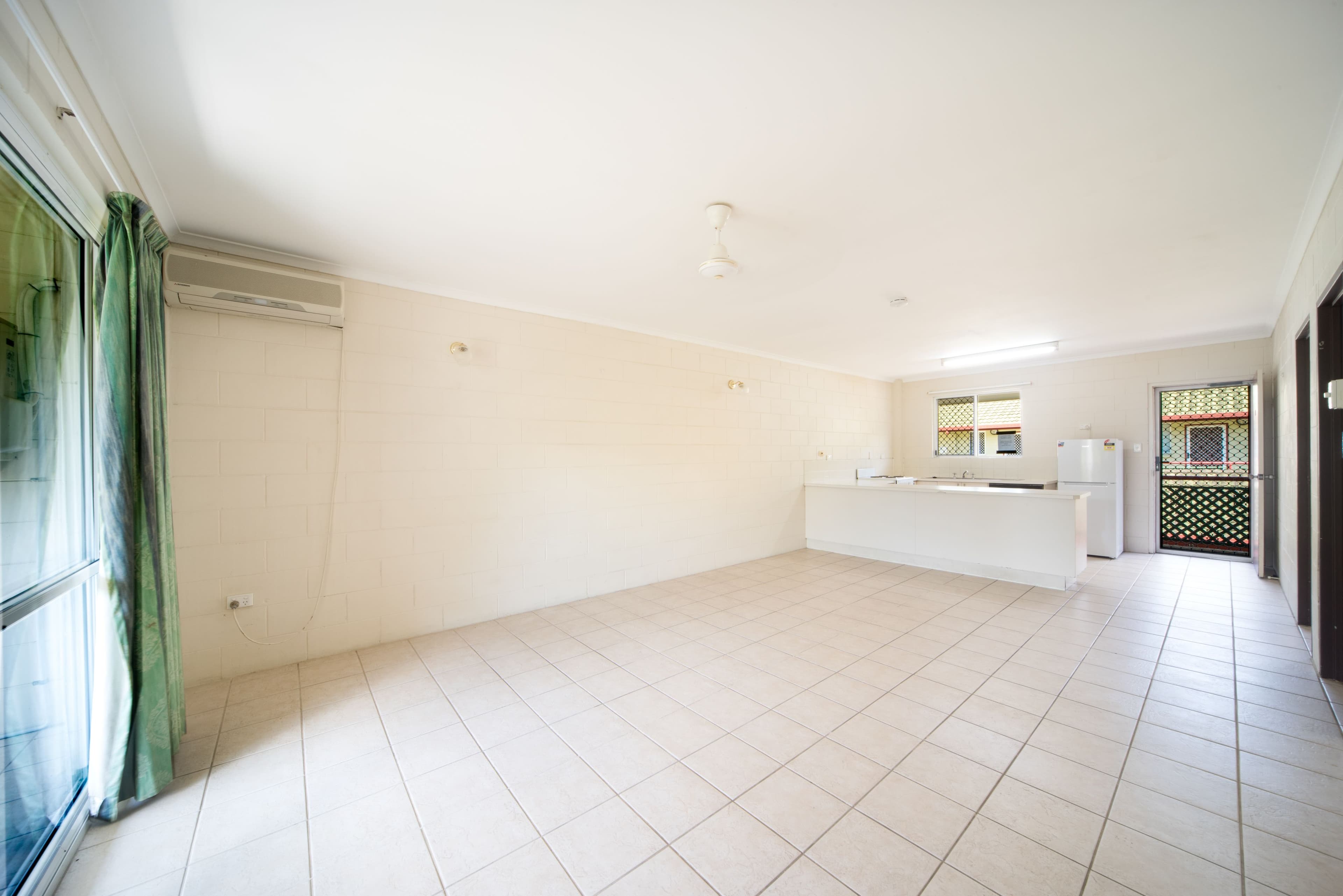 14 Island Drive, Cannonvale QLD 4802, Cannonvale - Thumbnail 5