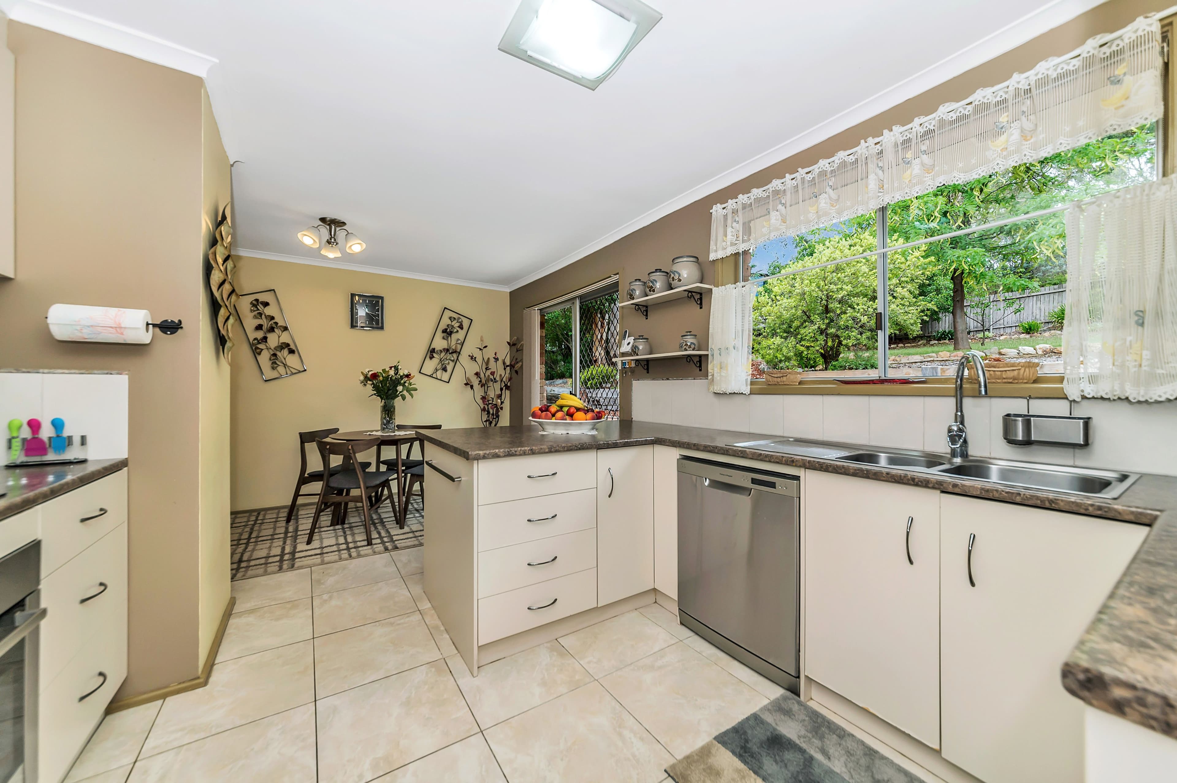 5 Alfred Place, Karabar - Image 1