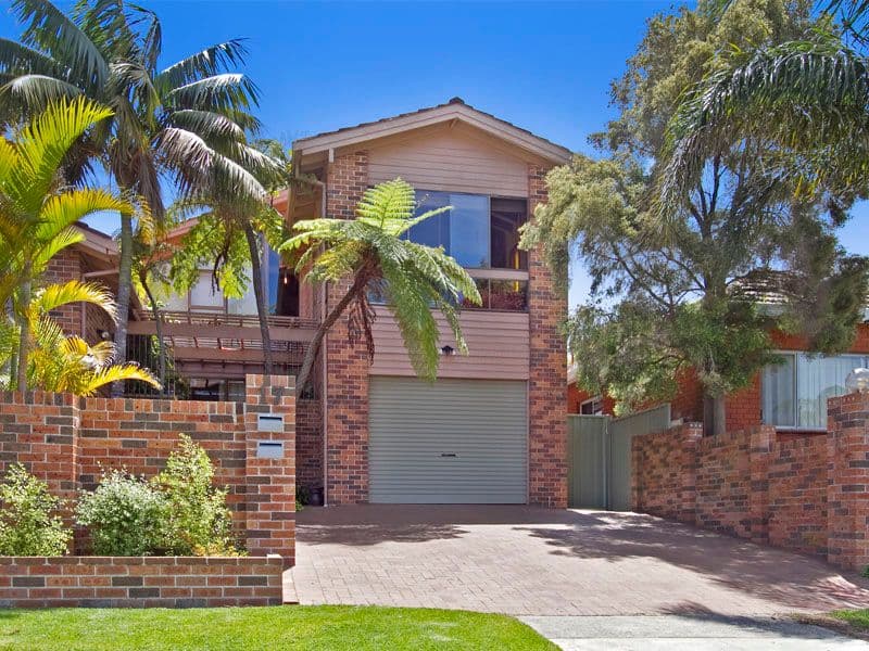 17 Terrace Avenue, SYLVANIA NSW 2224, Sylvania - Thumbnail 2