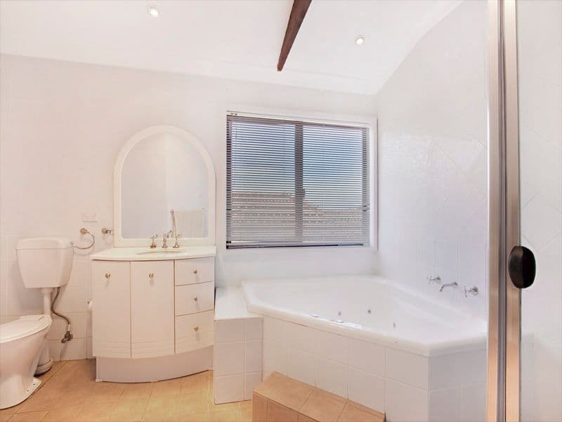 17 Terrace Avenue, SYLVANIA NSW 2224, Sylvania - Thumbnail 6