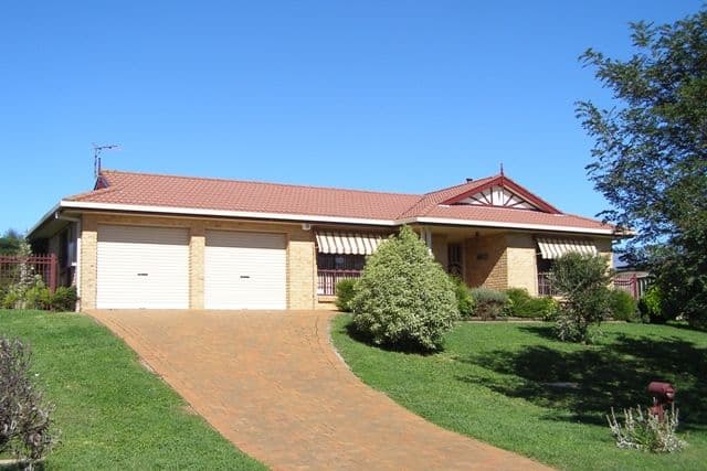 12 Sheldon Crescent, ORANGE NSW 2800, Orange - Image 1