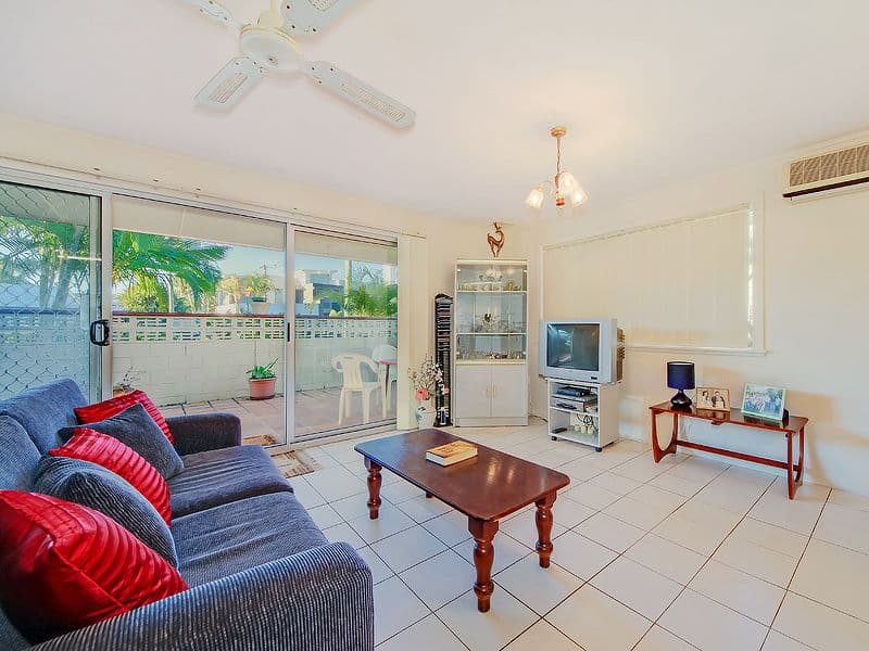 50 Monaco Street, BROADBEACH WATERS QLD 4218, Broadbeach Waters - Thumbnail 3