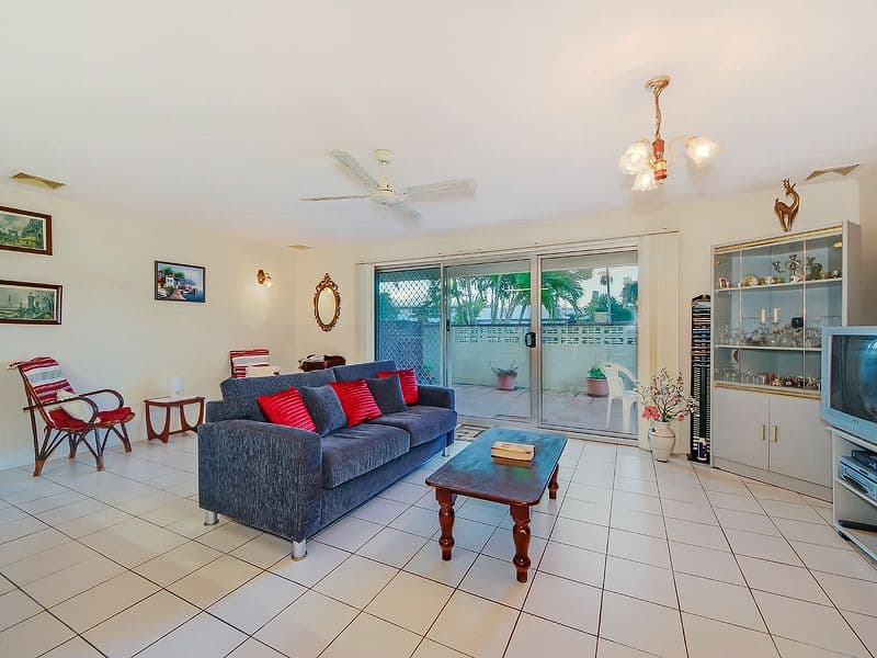50 Monaco Street, BROADBEACH WATERS QLD 4218, Broadbeach Waters - Thumbnail 6