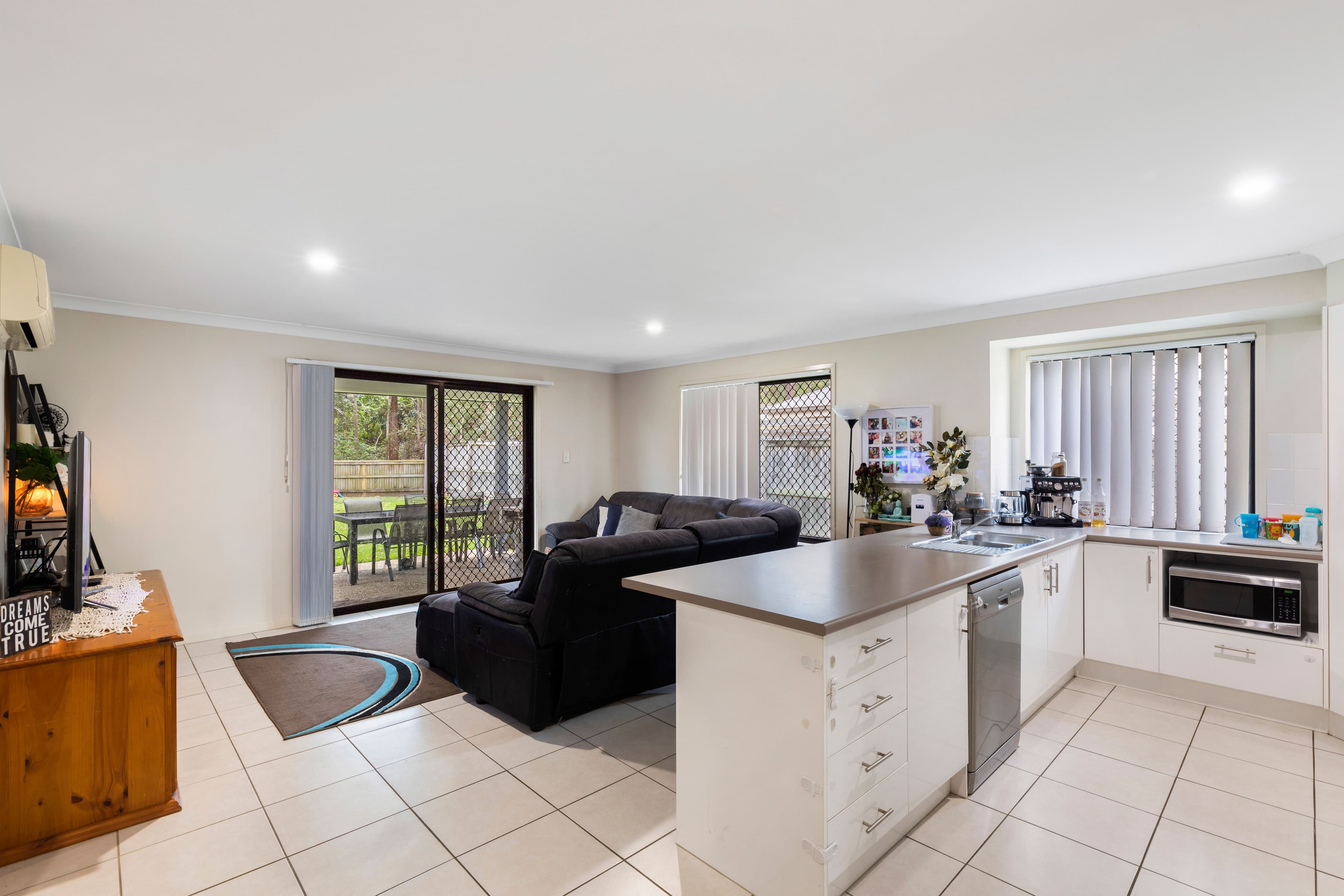15 Whistler Place, Beerwah QLD 4519, Beerwah - Thumbnail 4
