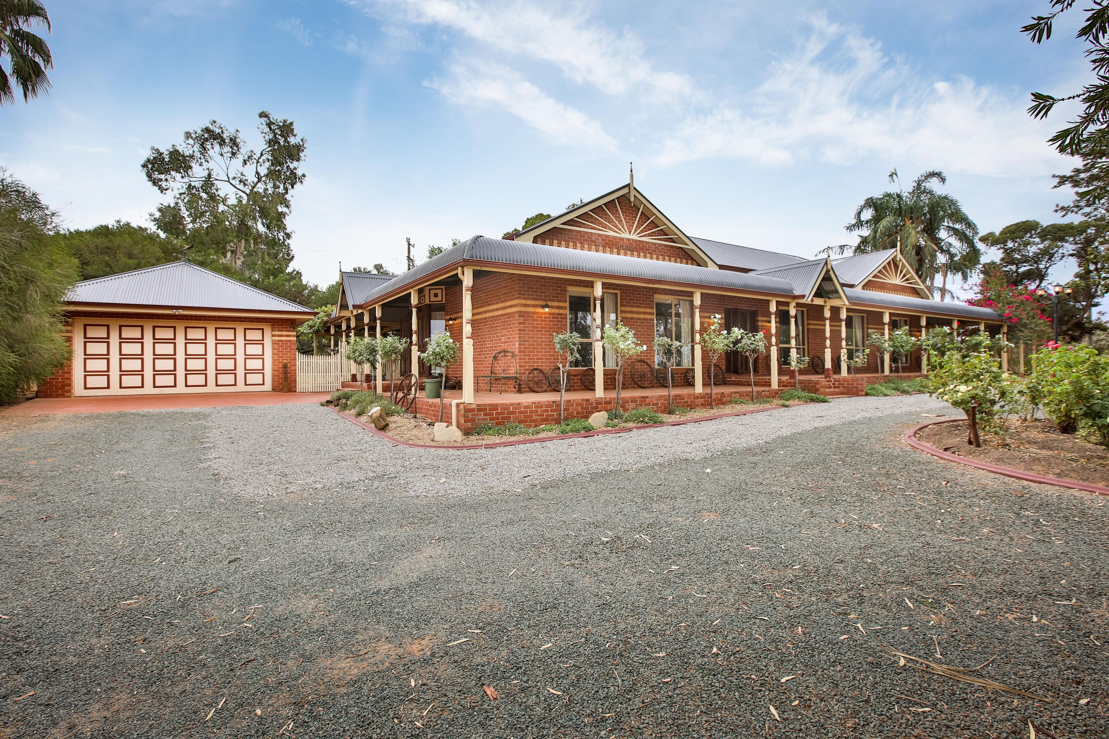 304 Cocklin Avenue, Red Cliffs VIC 3496, Red Cliffs - Thumbnail 3