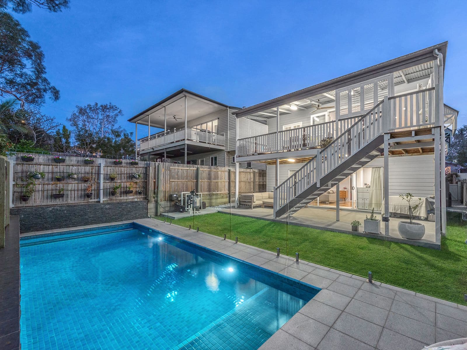 52 Watson Street, Camp Hill QLD 4152, Camp Hill - Thumbnail 2