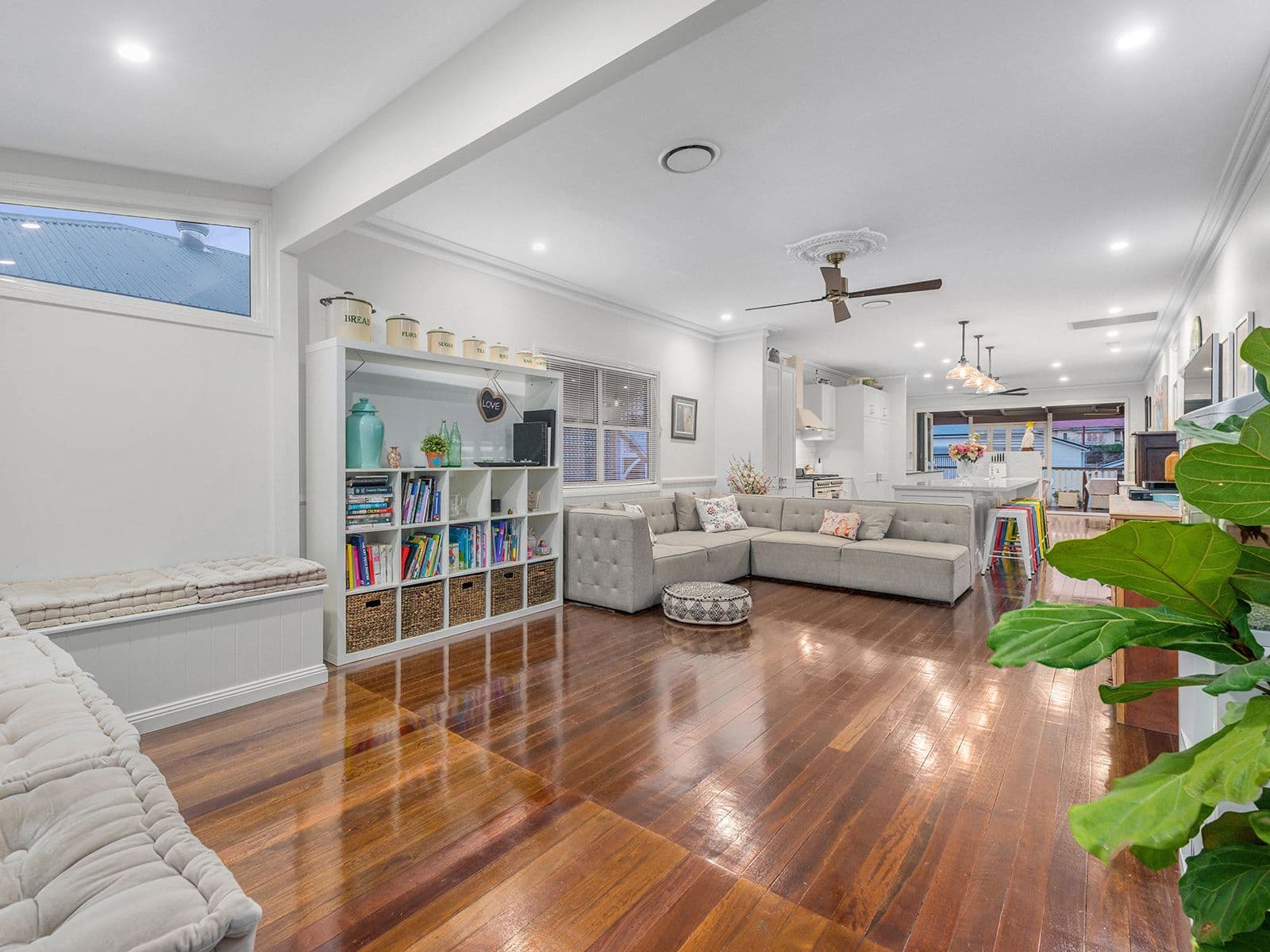 52 Watson Street, Camp Hill QLD 4152, Camp Hill - Thumbnail 4