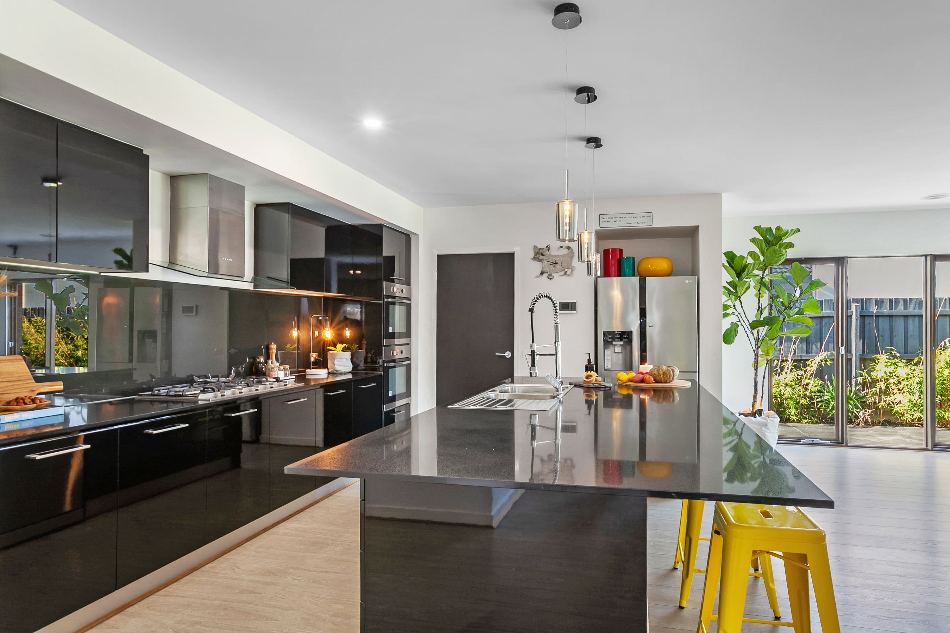 13 Merrilands Road, Reservoir VIC 3073, Reservoir - Thumbnail 7