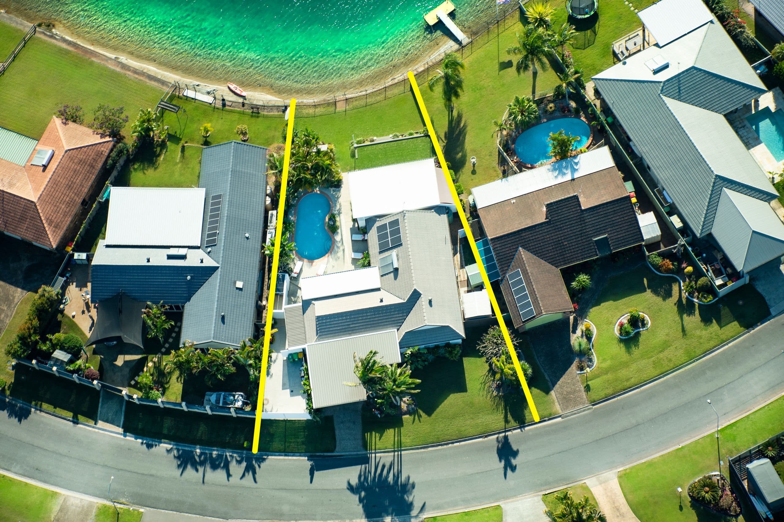 13 Cyclades Crescent, Currumbin Waters QLD 4223, Currumbin Waters - Thumbnail 7