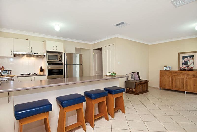 9 Clifford Street, Glen Waverley, VIC, 3150, Glen Waverley - Thumbnail 6