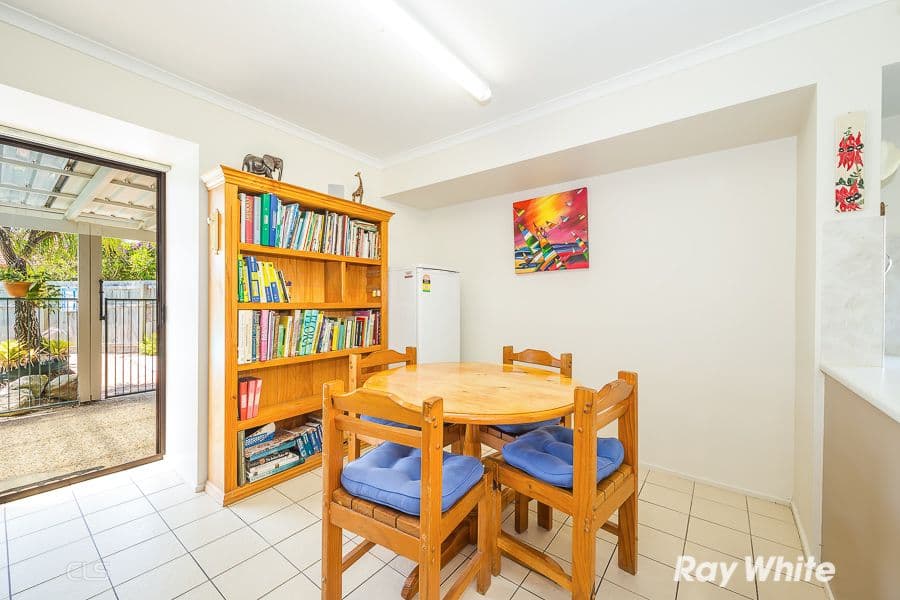 6 Durham Court, Sandstone Point QLD 4511, Sandstone Point - Thumbnail 2