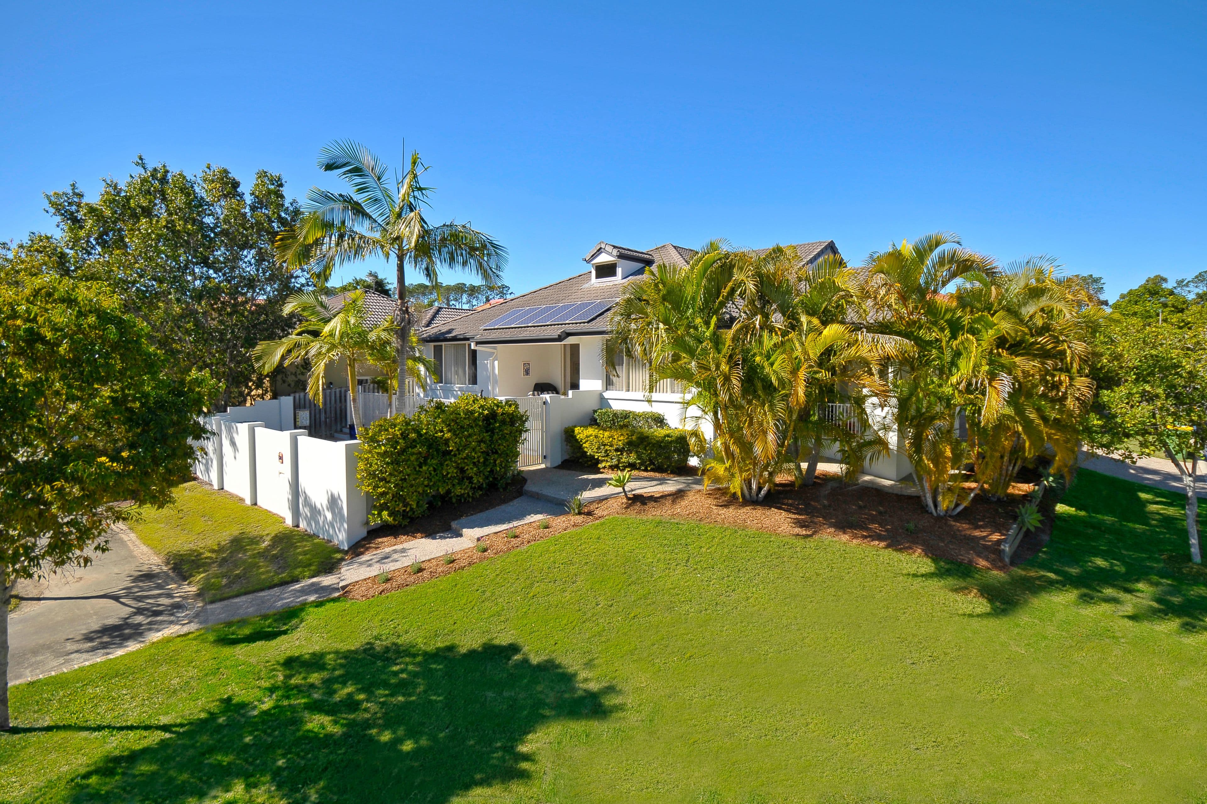 20 Pine Valley Drive, Robina QLD 4226, Robina - Thumbnail 2