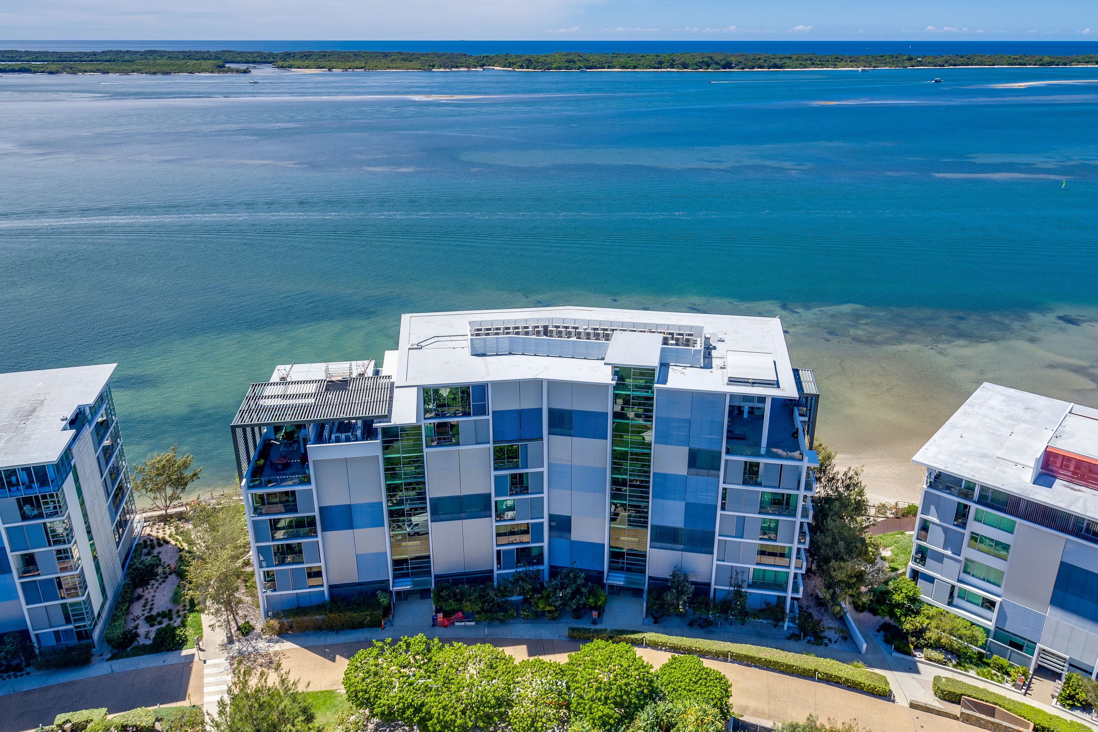 27303 Ephraim Island, Paradise Point QLD 4216, Paradise Point - Thumbnail 4