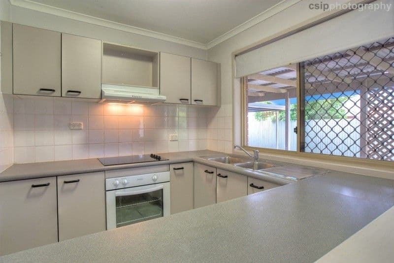 19 Highmead Drive, BRASSALL QLD 4305, Brassall - Thumbnail 4