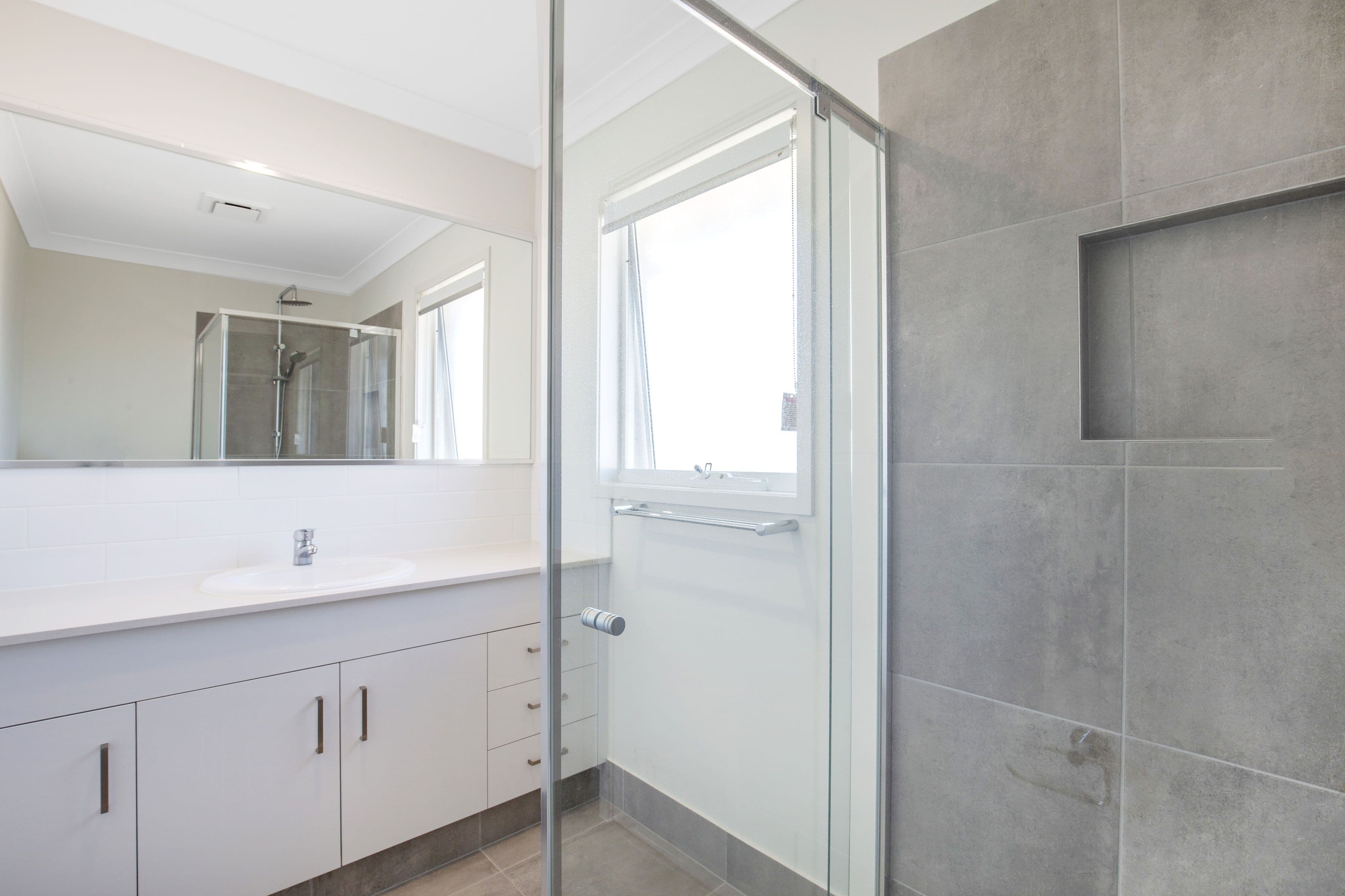 42 Greenview Circuit, Arundel QLD 4214, Arundel - Thumbnail 5