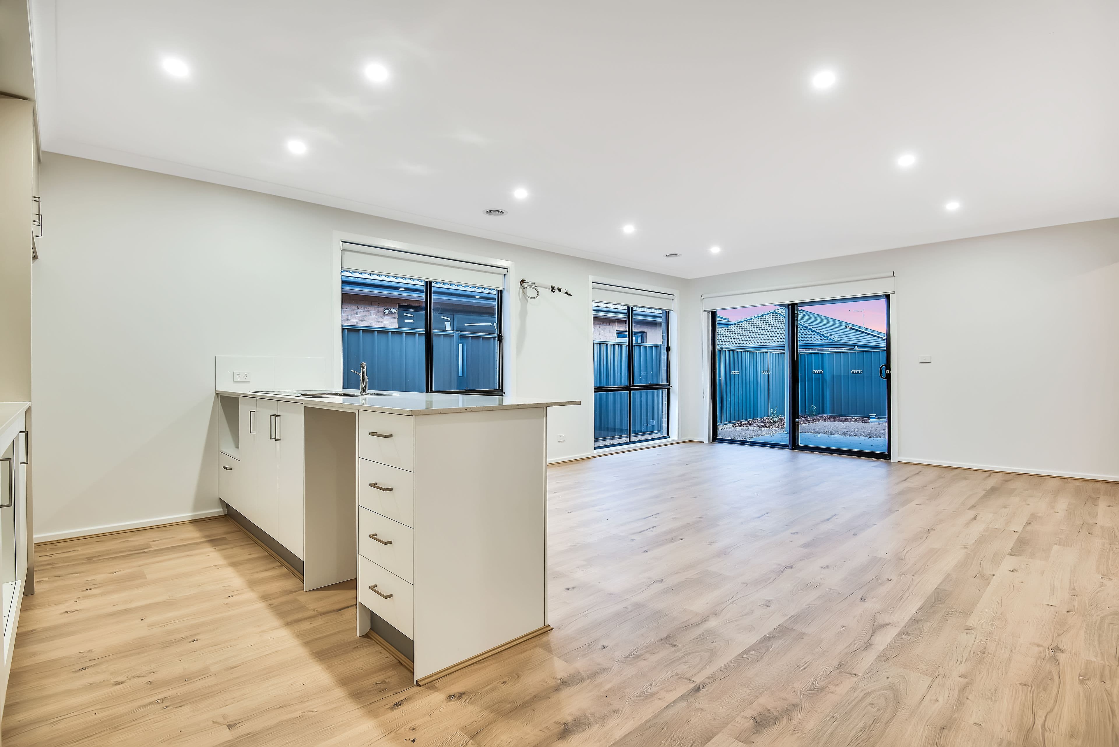 12 Command Road, Craigieburn VIC 3064, Craigieburn - Thumbnail 7