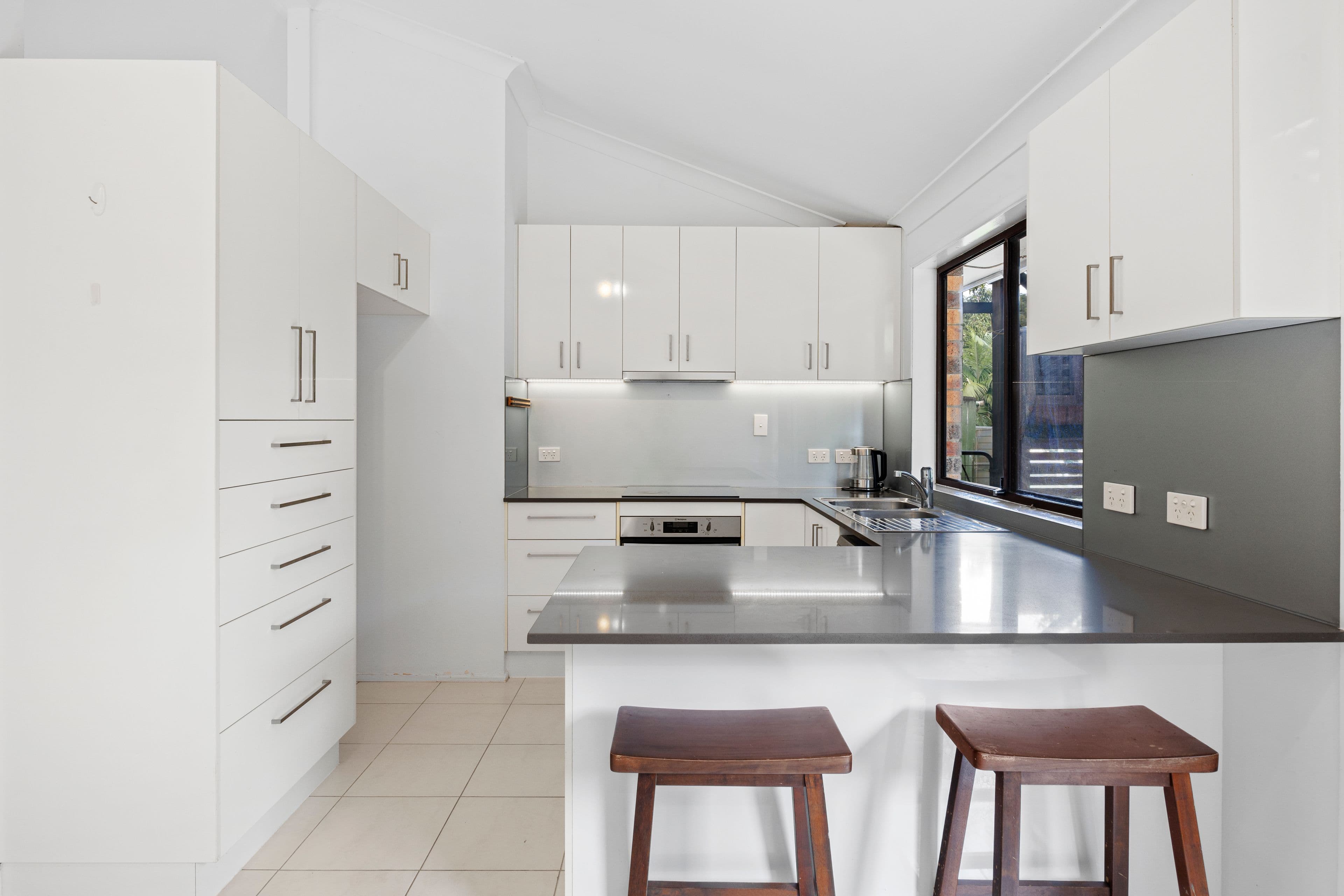 6 Stephen Avenue, Moggs Creek - Thumbnail 5