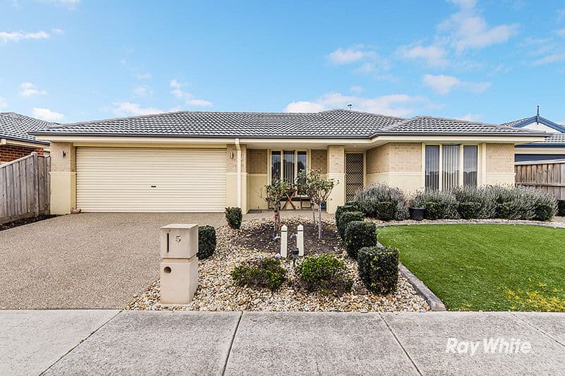 5 Donohue Street, Cranbourne East VIC 3977, Cranbourne East - Image 1