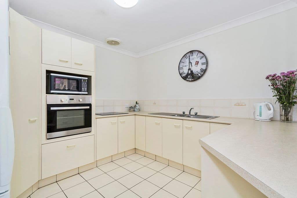 2 Macleay Court, Banora Point NSW 2486, Banora Point - Thumbnail 2