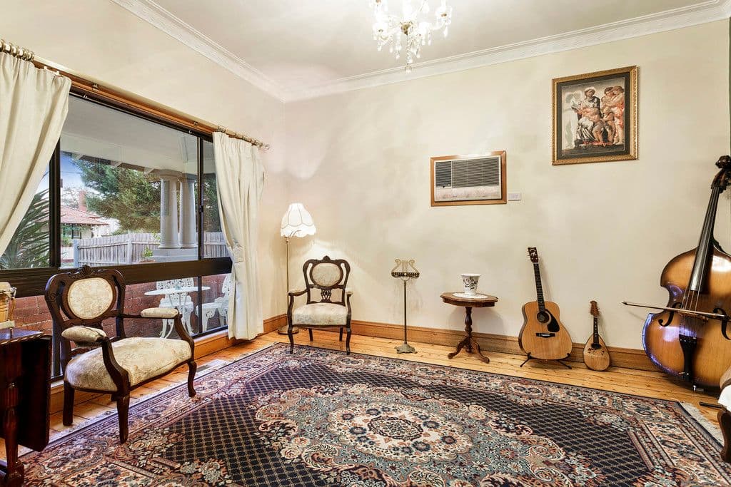 15 Calembeena Avenue, Hughesdale VIC 3166, Hughesdale - Thumbnail 5