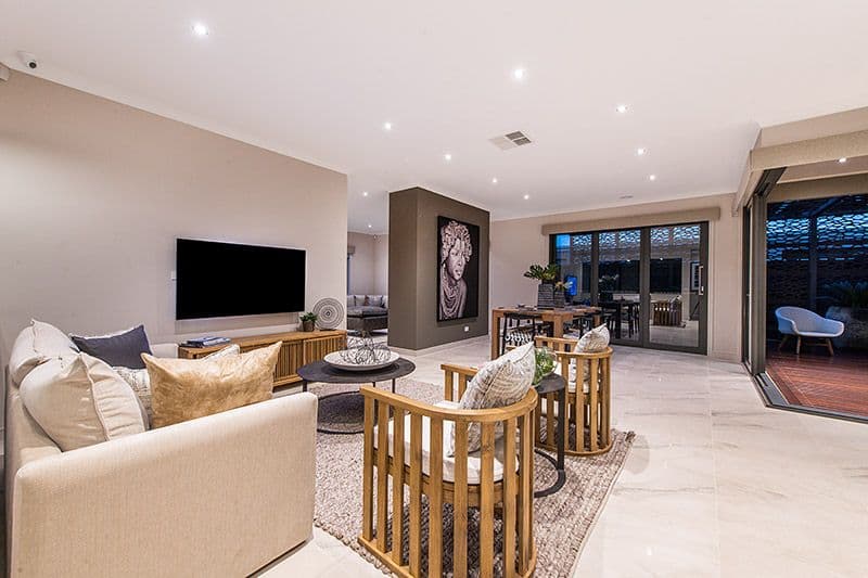 12 Moxham Drive, Clyde North VIC 3978, Clyde North - Thumbnail 6