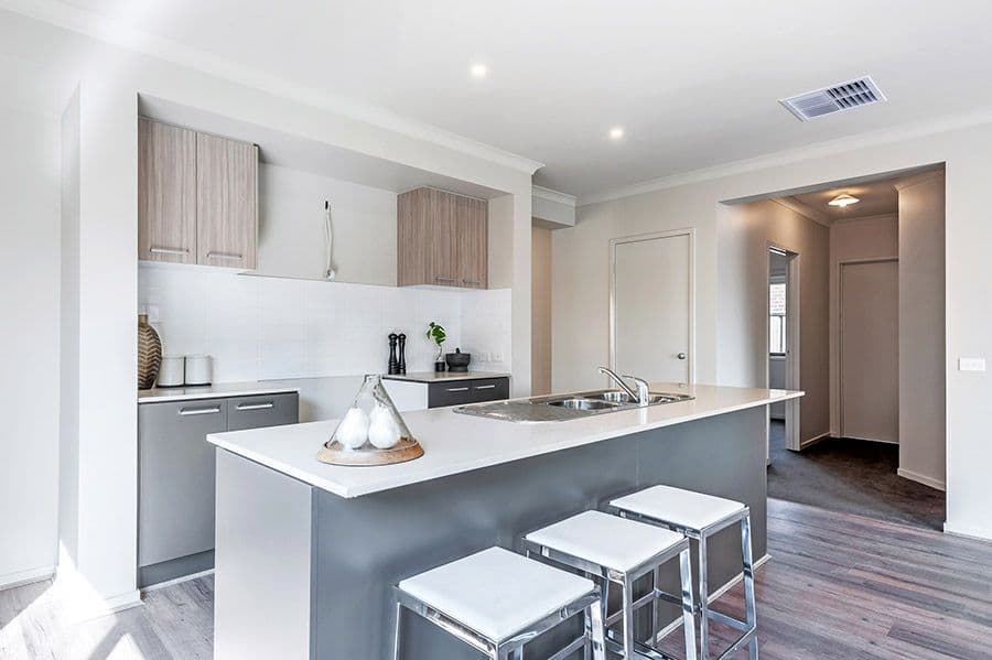 3 Tussock Road, Craigieburn VIC 3064, Craigieburn - Thumbnail 2