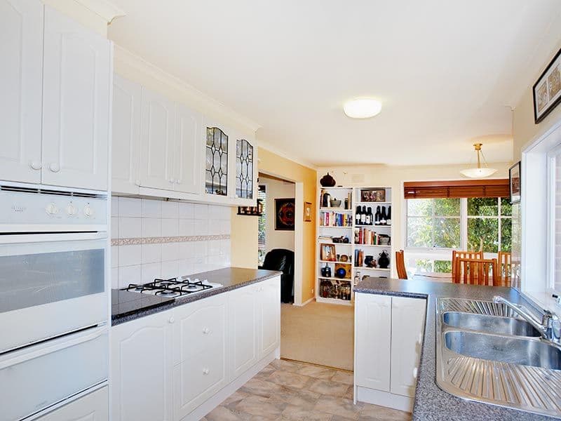 8 Gallus Close, VERMONT VIC 3133, Vermont - Thumbnail 4
