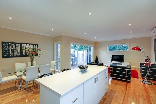 92A Royal Parade, RESERVOIR VIC 3073, Reservoir - Thumbnail 4