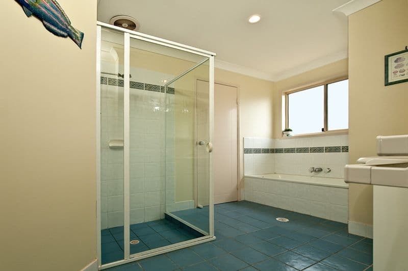 1 Oaklyn Place, MERRIMAC QLD 4226, Merrimac - Thumbnail 8