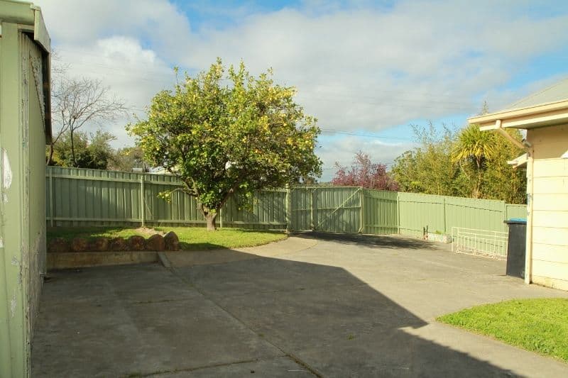 13 Wirth Street, FLORA HILL VIC 3550, Flora Hill - Thumbnail 5