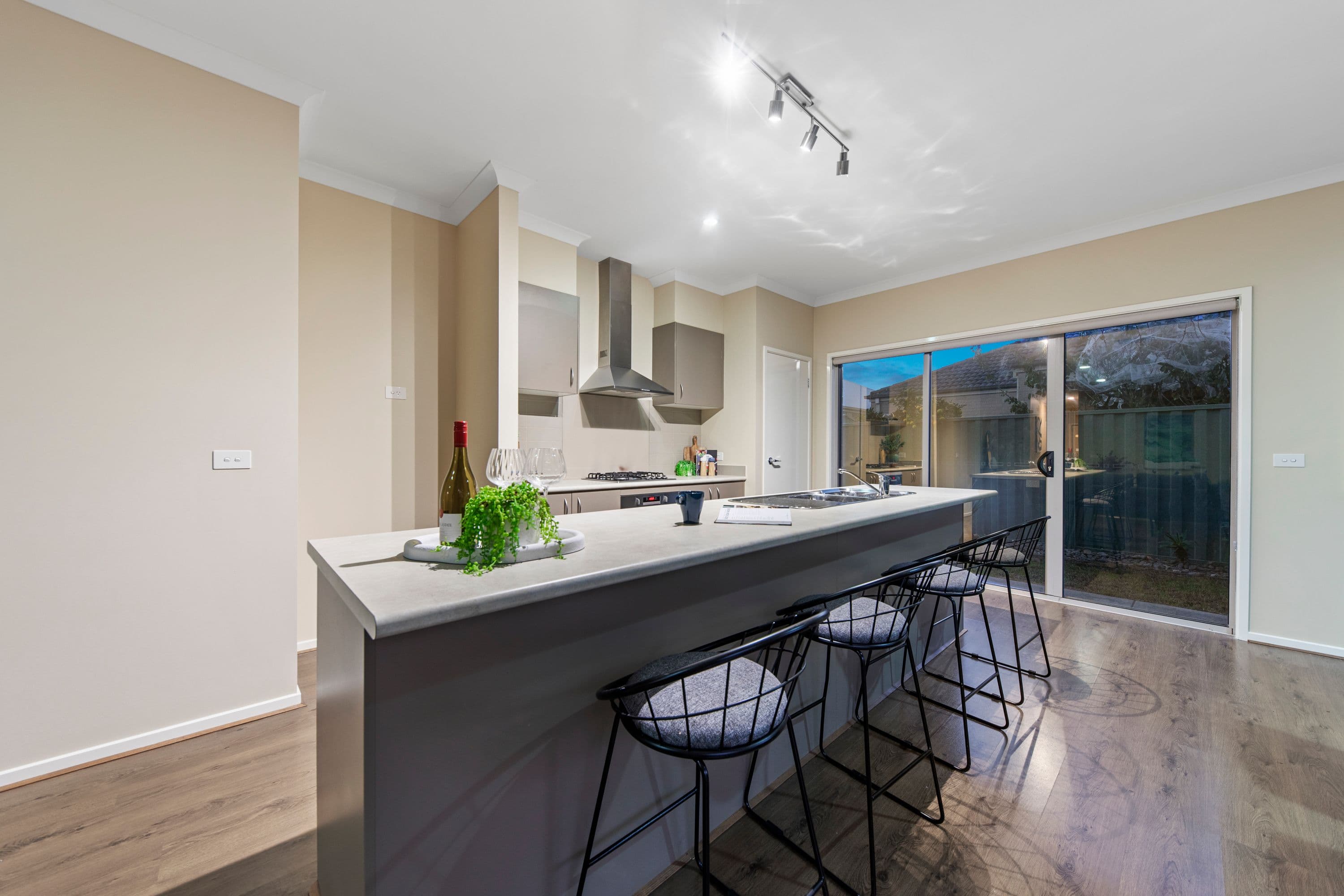 5 Silky Oak Street, Pakenham VIC 3810, Pakenham - Thumbnail 8
