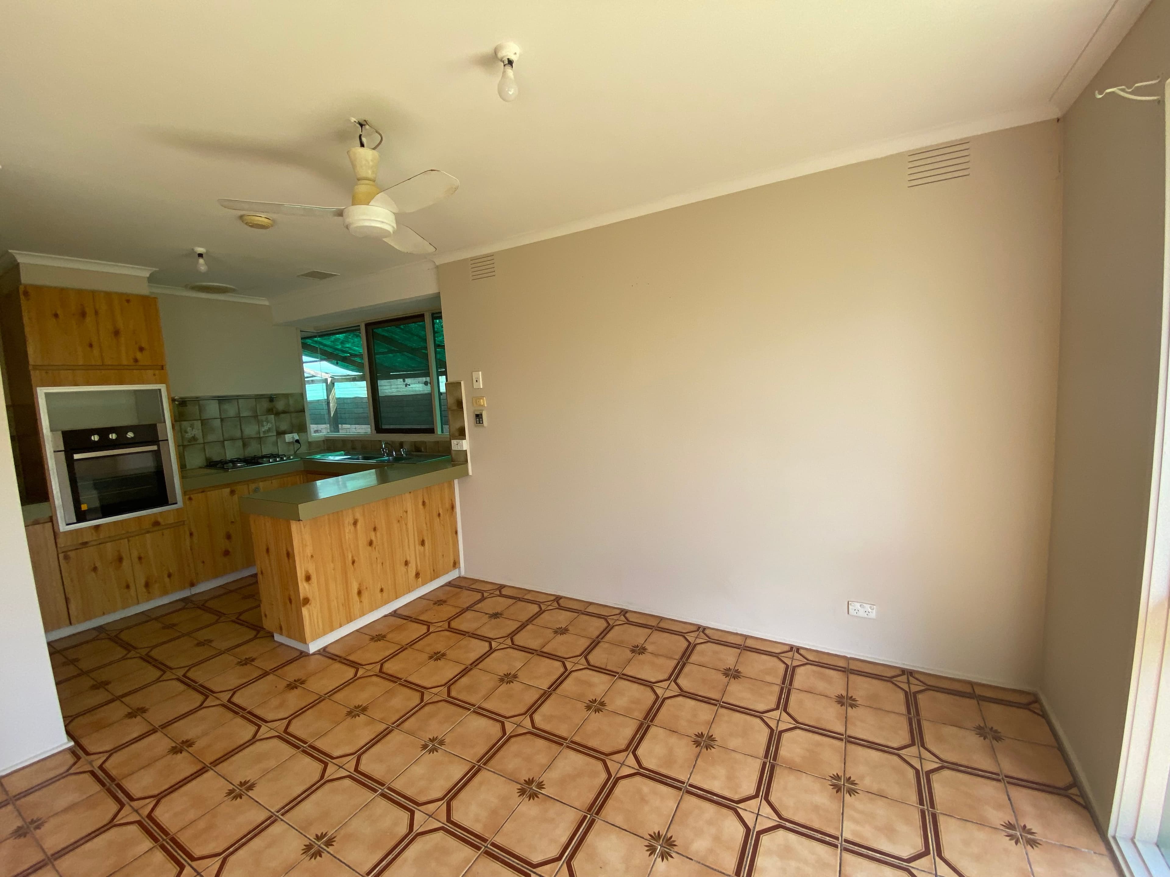 104 Fordholm Road, Hampton Park VIC 3976, Hampton Park - Thumbnail 6