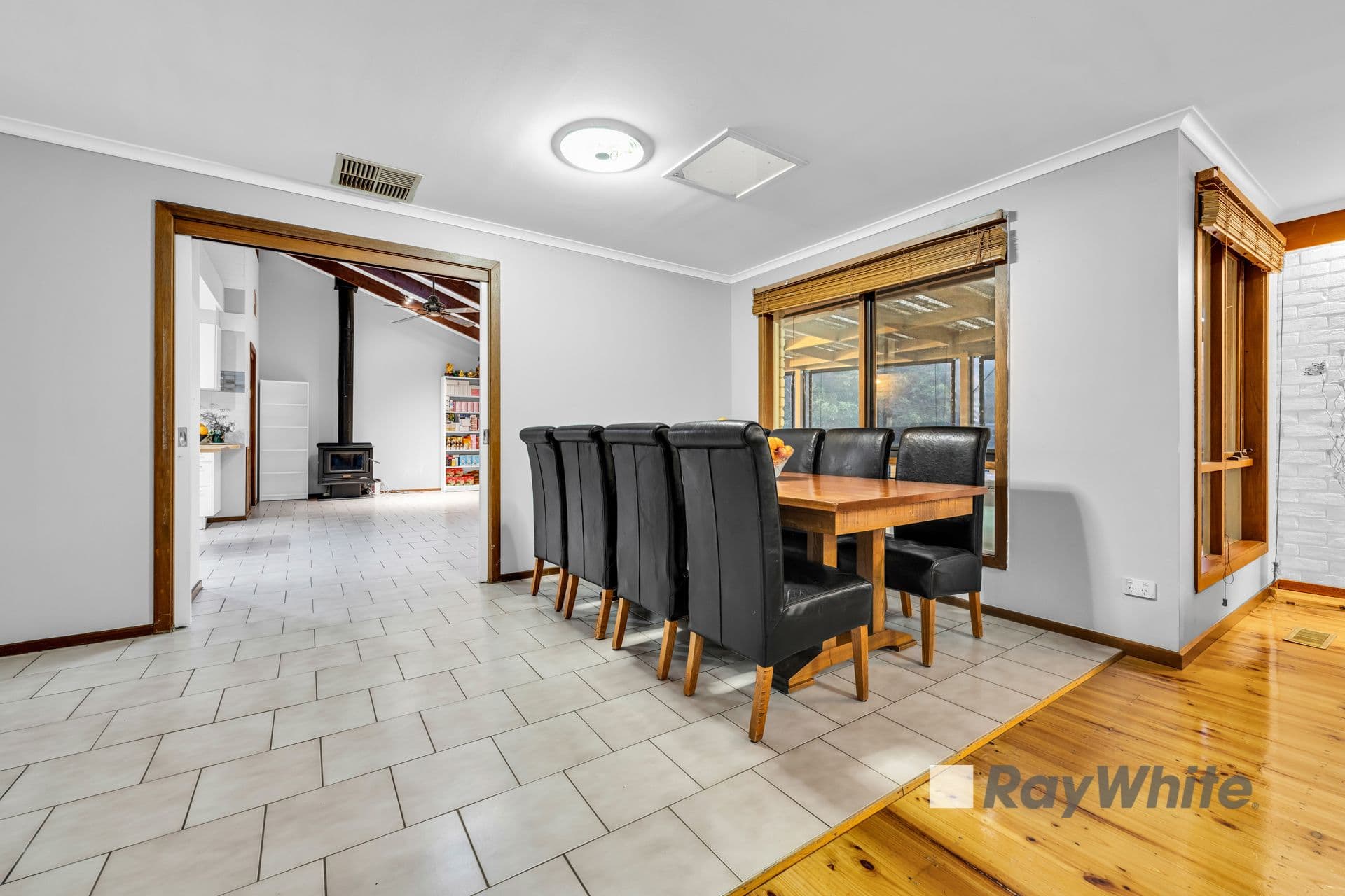 1 Salignus Court, Narre Warren VIC 3805, Narre Warren - Thumbnail 5