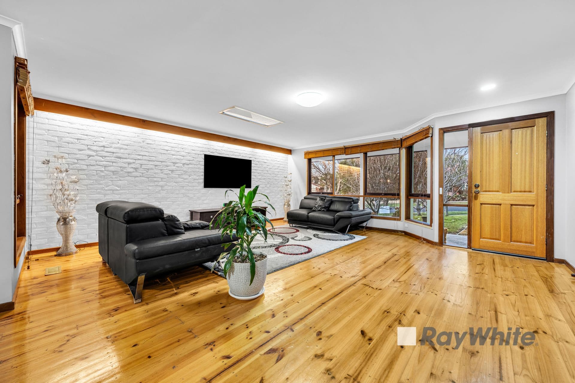1 Salignus Court, Narre Warren VIC 3805, Narre Warren - Thumbnail 6