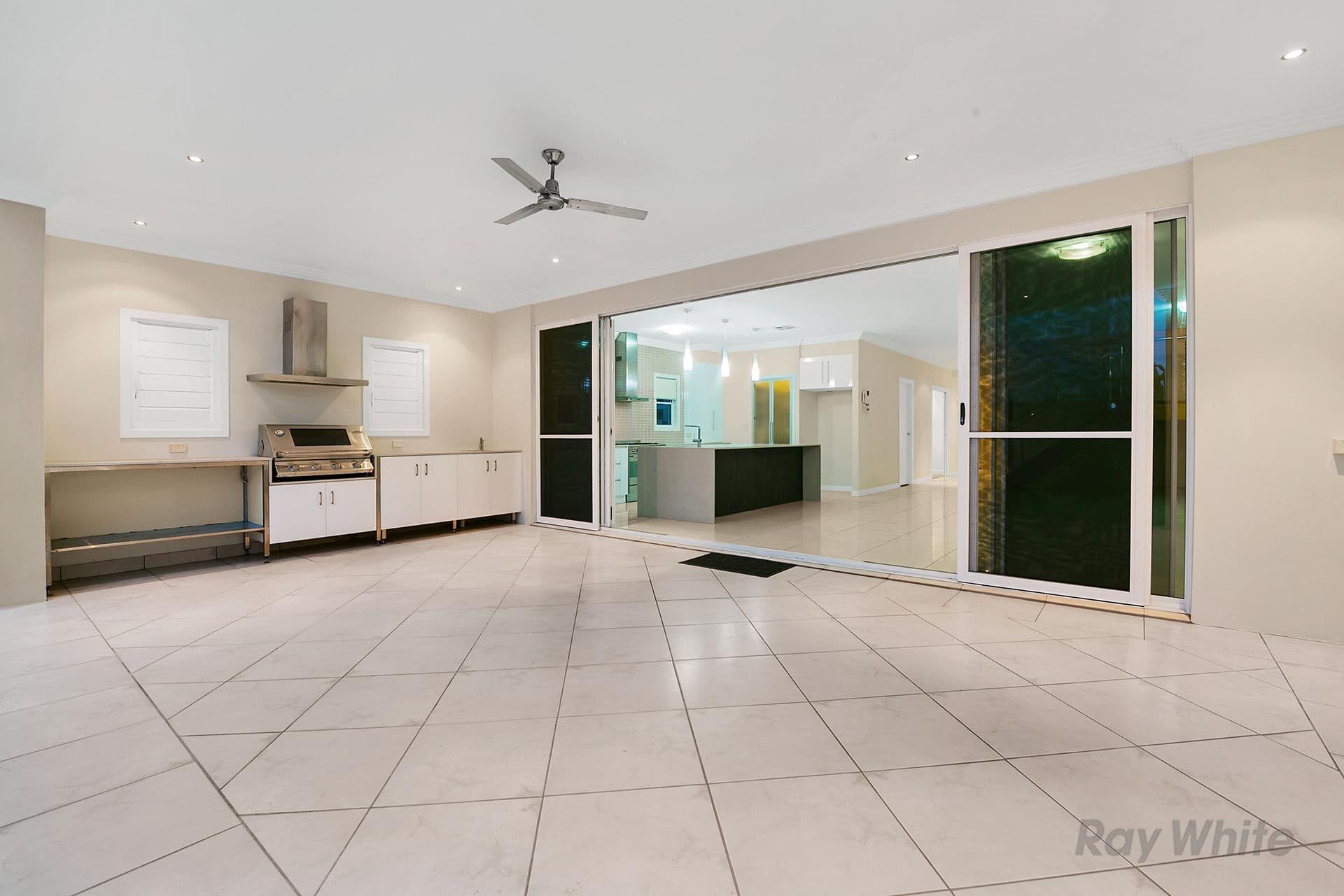 10 Meredith Street, Eight Mile Plains QLD 4113, Eight Mile Plains - Thumbnail 6