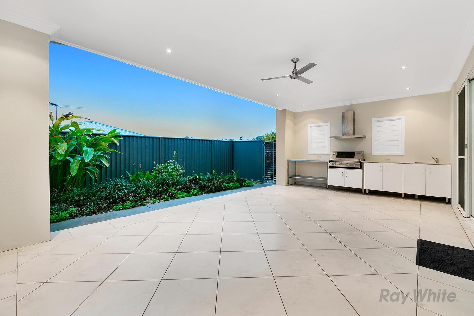10 Meredith Street, Eight Mile Plains QLD 4113, Eight Mile Plains - Thumbnail 7