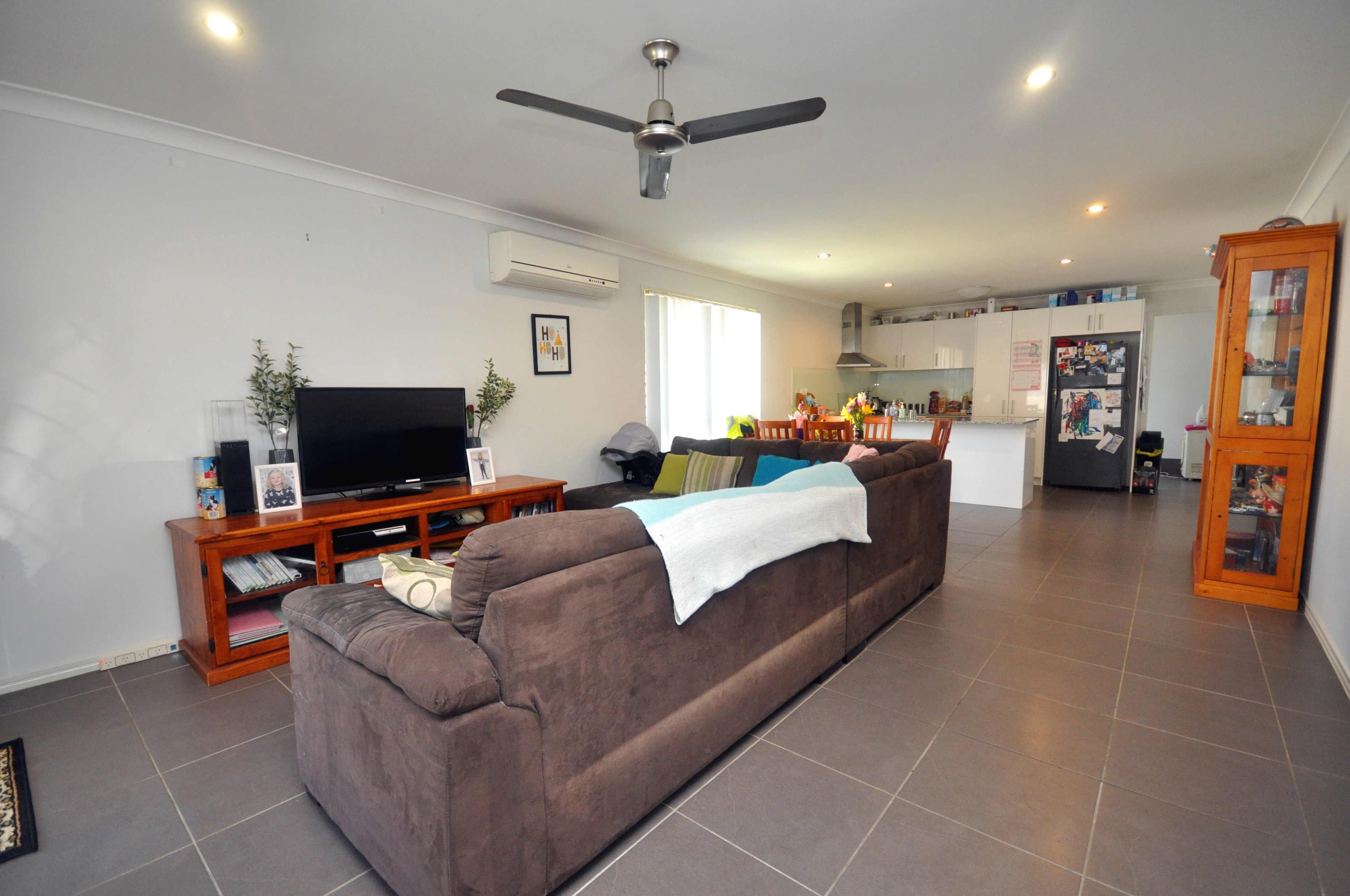 4 Candlewood Court, Upper Caboolture QLD 4510, Upper Caboolture - Thumbnail 6