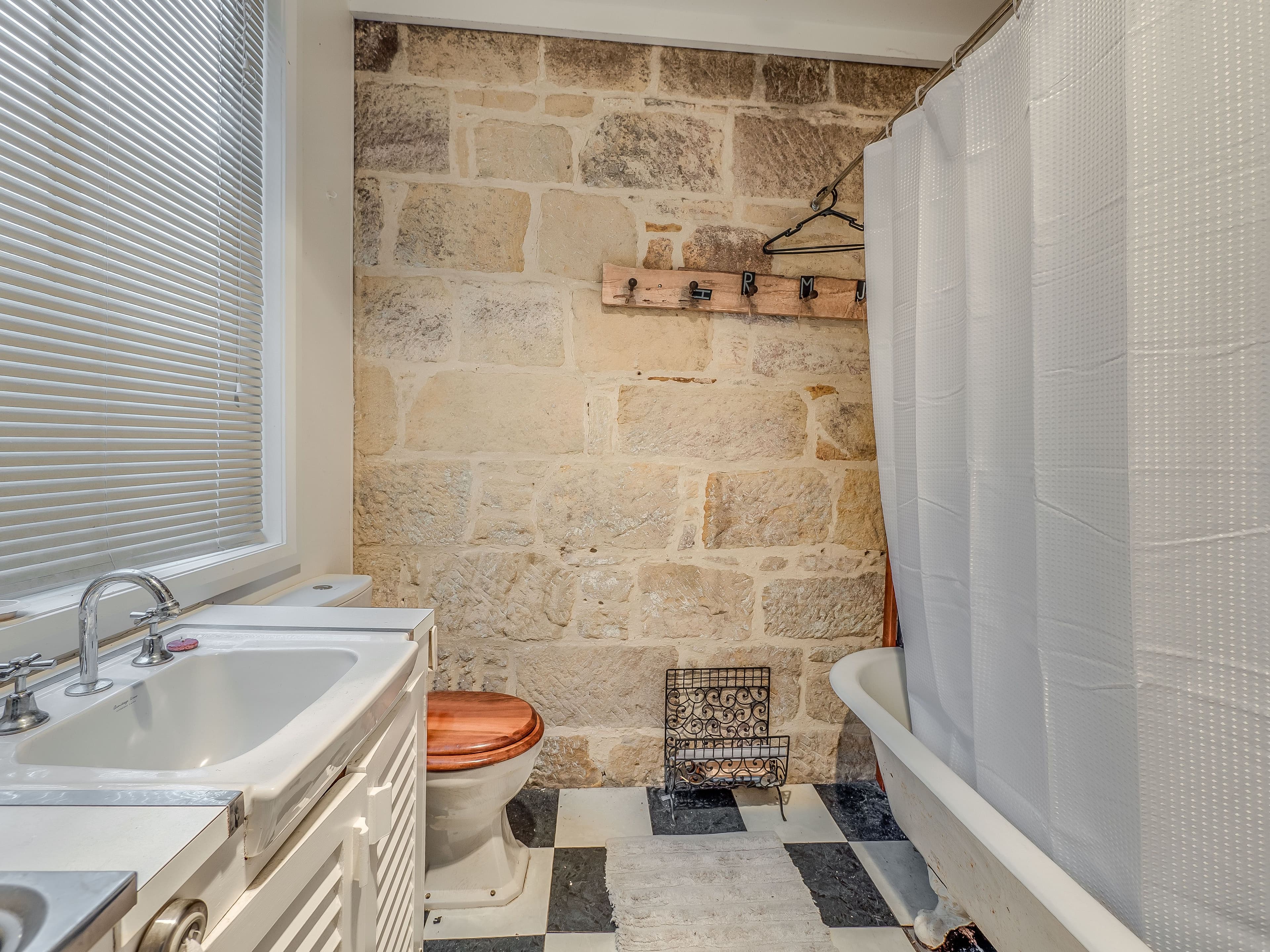 3 Hillside Crescent, West Hobart TAS 7000, West Hobart - Thumbnail 5