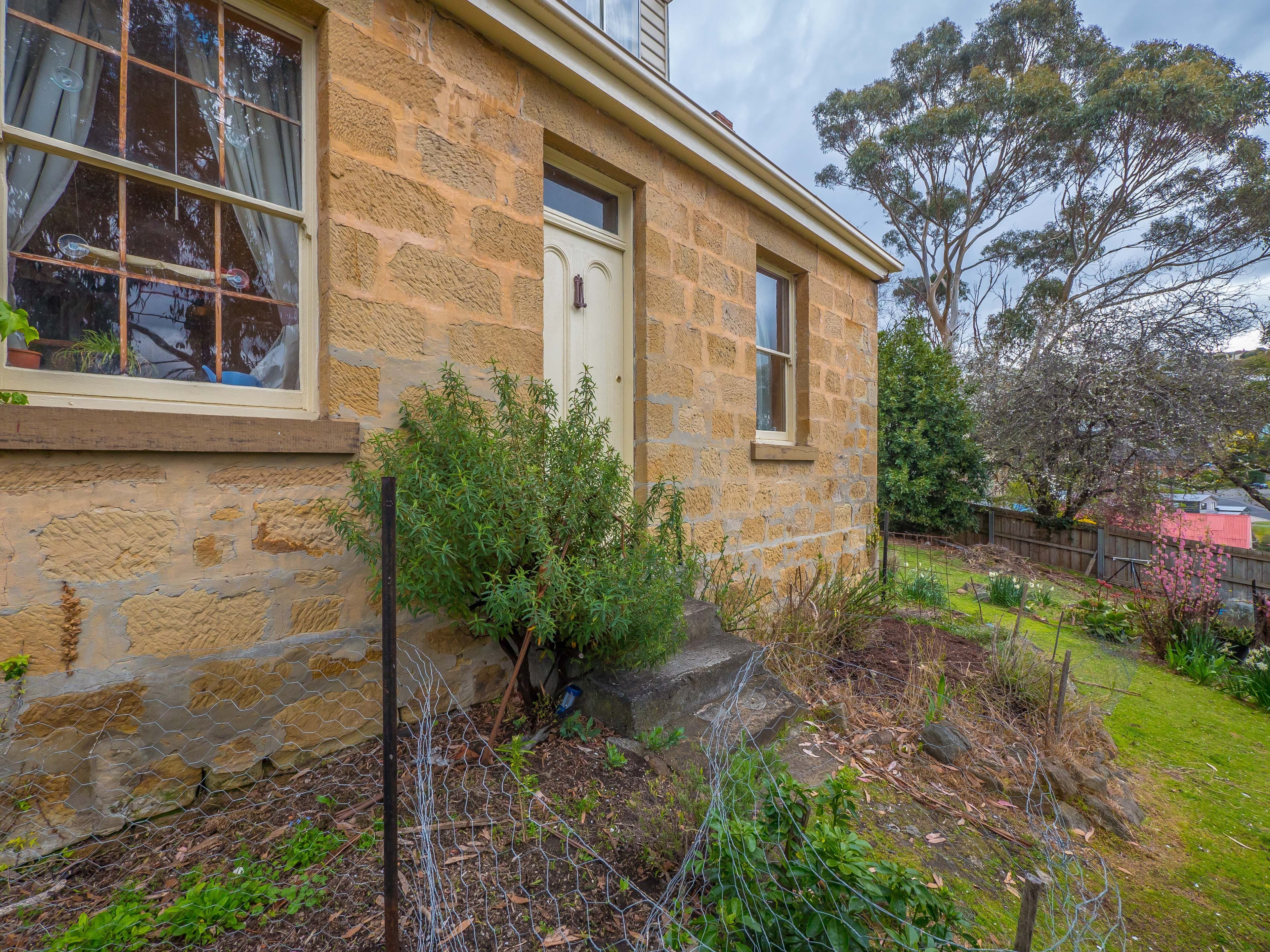 3 Hillside Crescent, West Hobart TAS 7000, West Hobart - Thumbnail 6