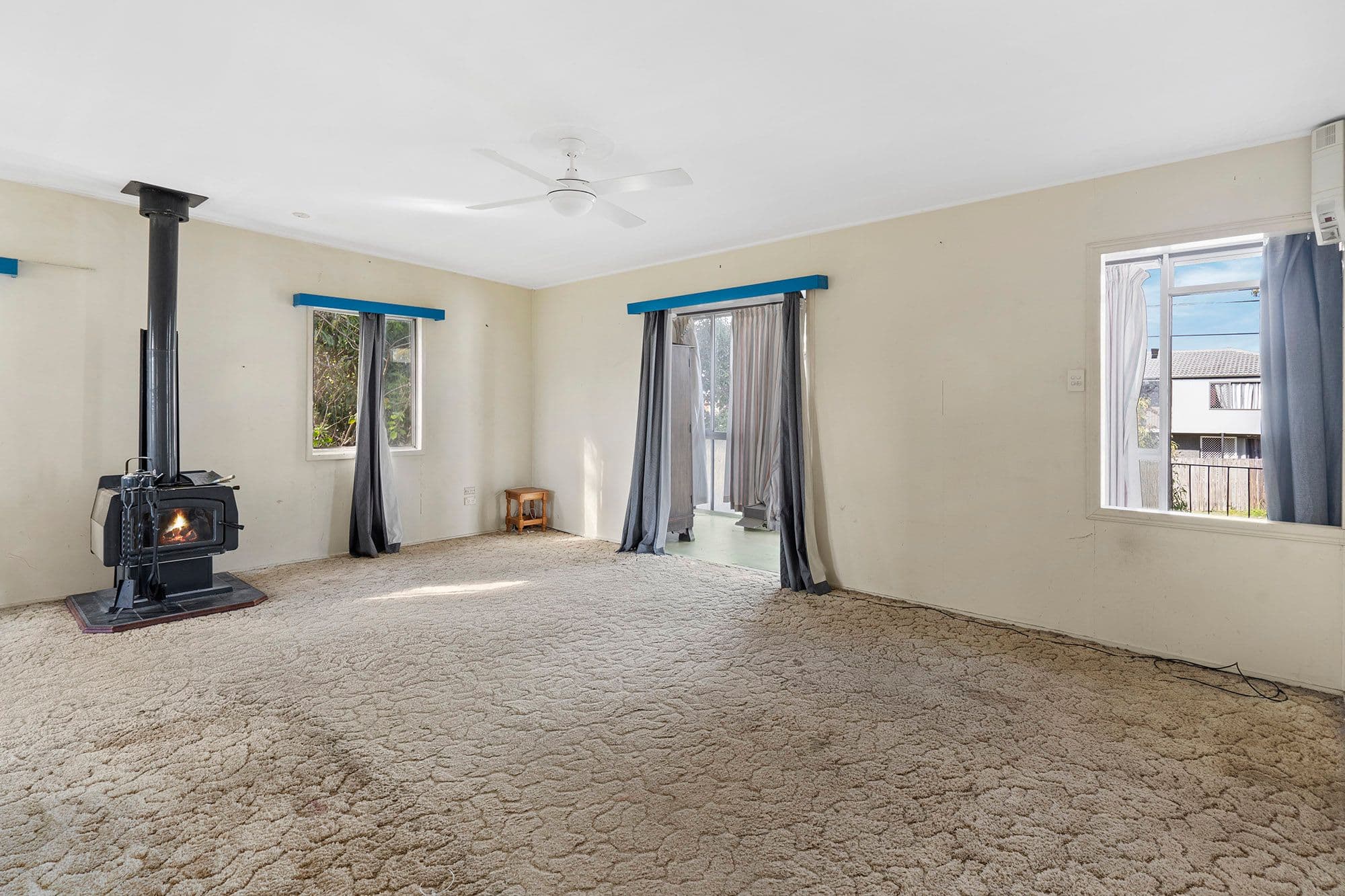 14 Blackton Street, Logan Central QLD 4114, Logan Central - Thumbnail 3