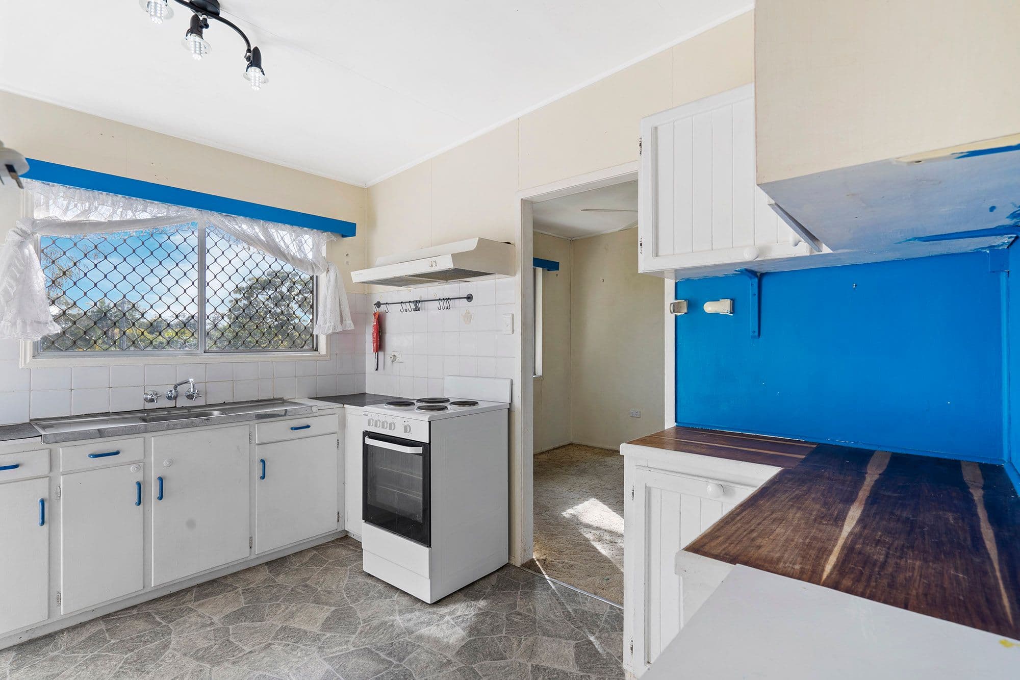 14 Blackton Street, Logan Central QLD 4114, Logan Central - Thumbnail 5
